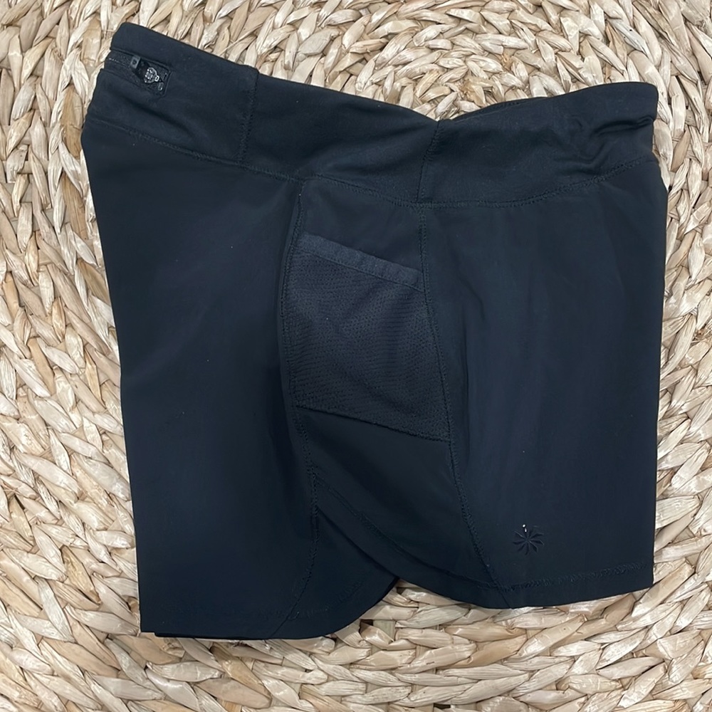 Athleta Girls black lined shorts